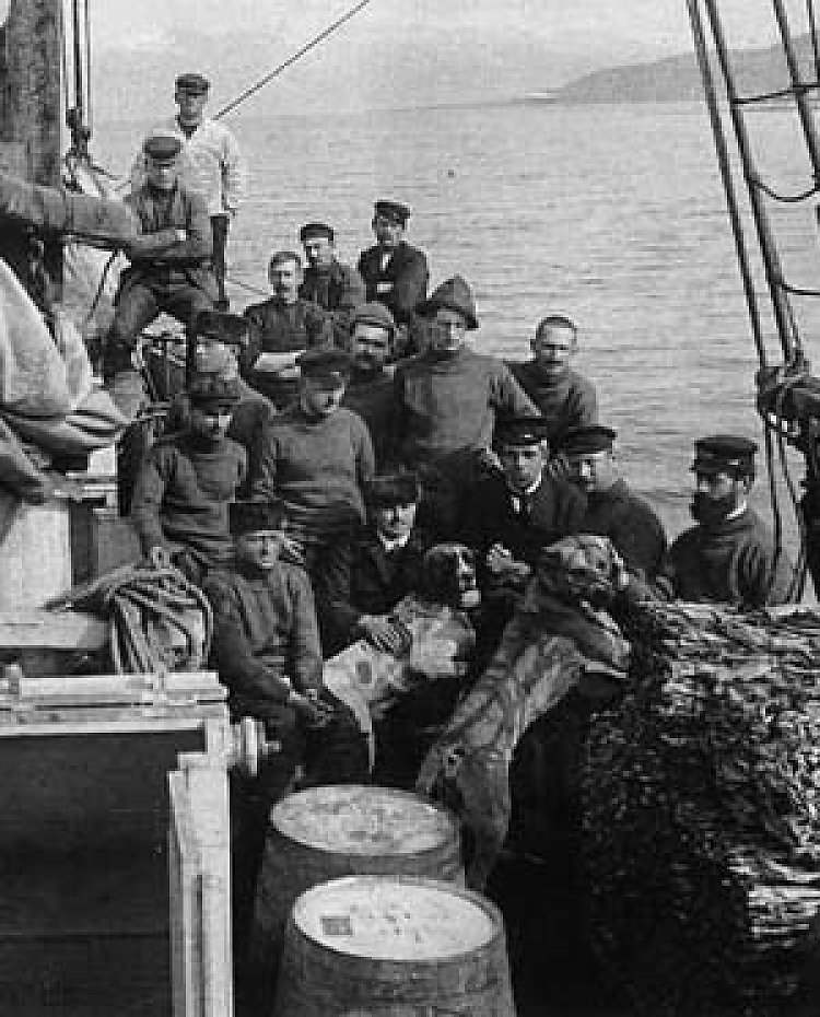 Besatzung und Expeditionsmitglieder in Tromsö